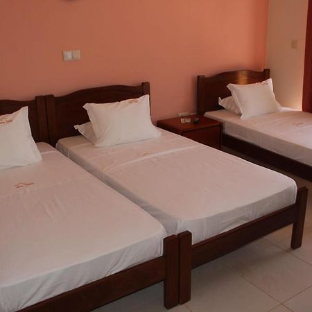 Restaurante Residencial Nova Cidade Porto Novo المظهر الخارجي الصورة