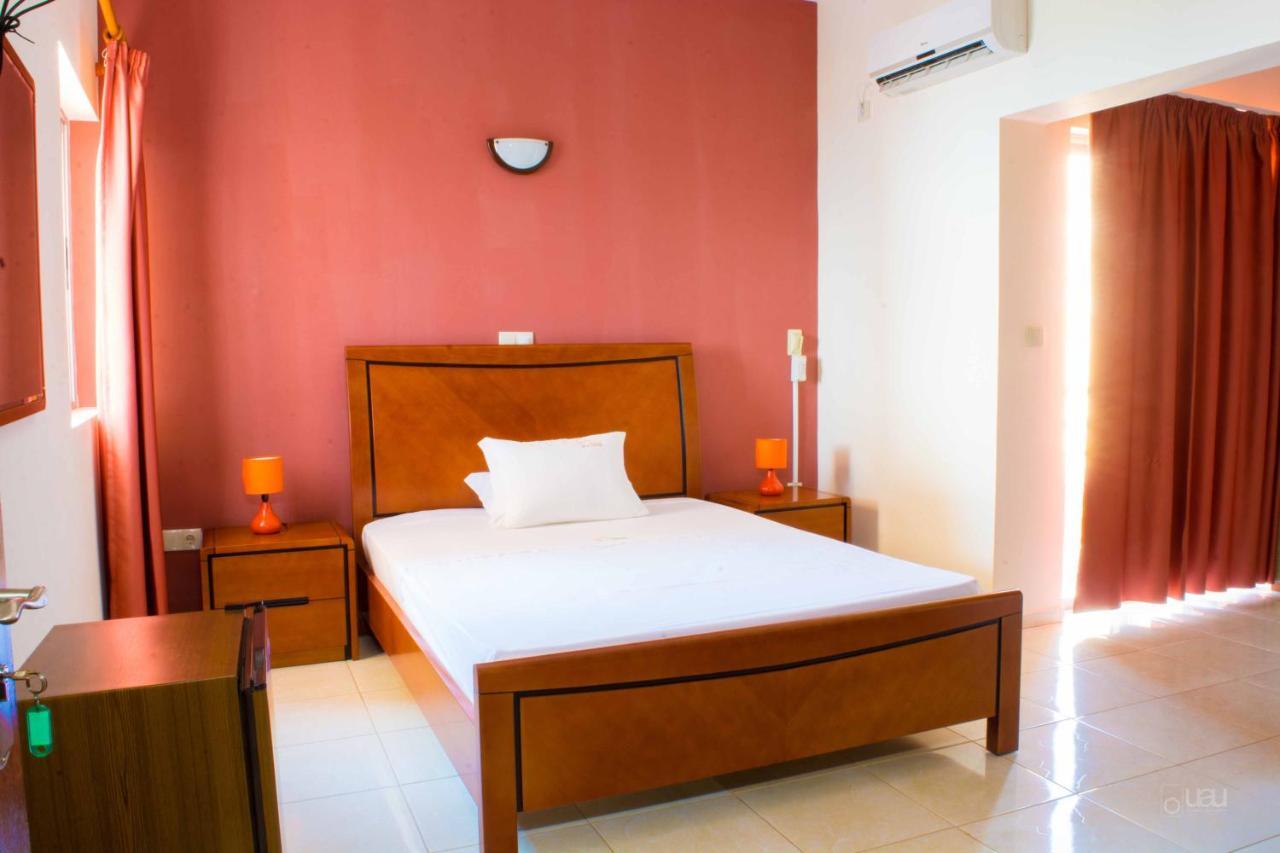 Restaurante Residencial Nova Cidade Porto Novo المظهر الخارجي الصورة
